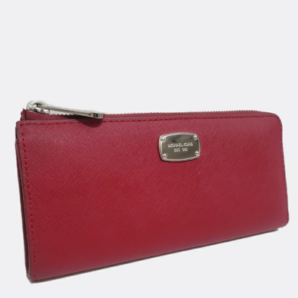 **Sold**Michael Kors Jet Set Red Corner Zip Wallet